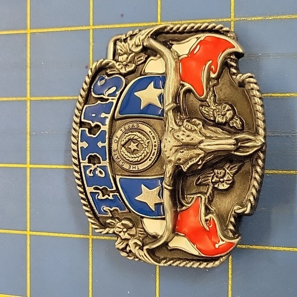 Texas w Texas Flag Longhorn Silver Pewter Buckle